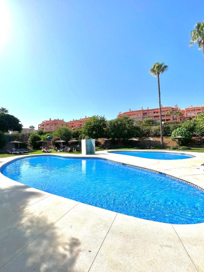 Fabulous Vacation In A 2 Bedroom Townhouse With 2 Terraces Overlooking The Sea, Suitable For 6 People 3 Swimming Pools Tennis And 200 Mts From The Sea El Faro Exterior photo