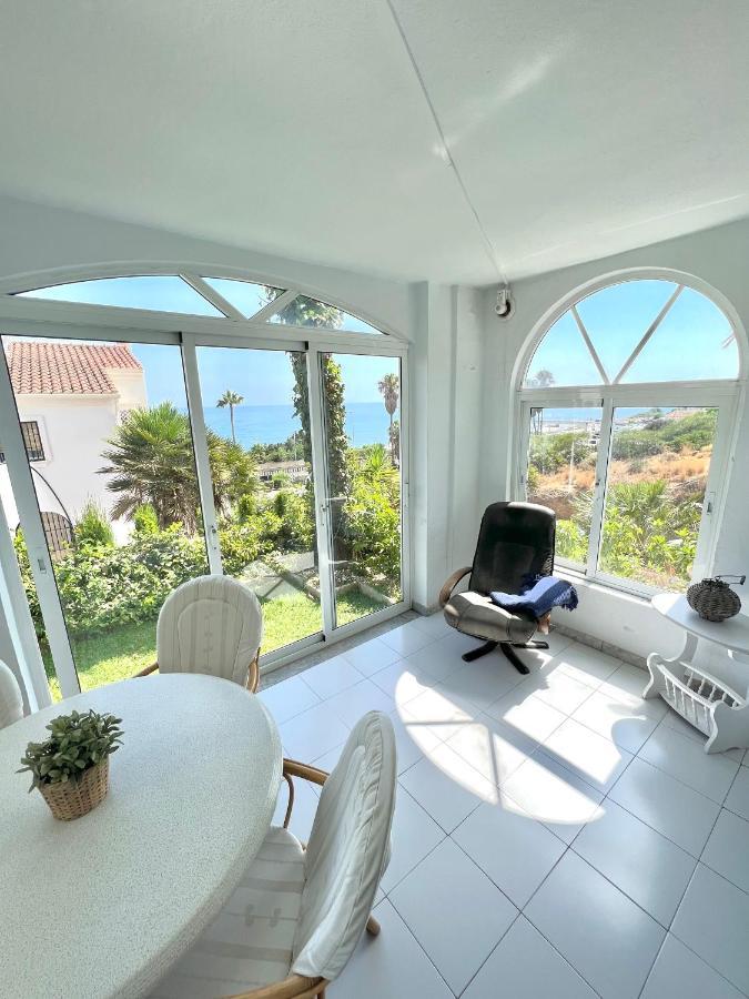 Fabulous Vacation In A 2 Bedroom Townhouse With 2 Terraces Overlooking The Sea, Suitable For 6 People 3 Swimming Pools Tennis And 200 Mts From The Sea El Faro Exterior photo